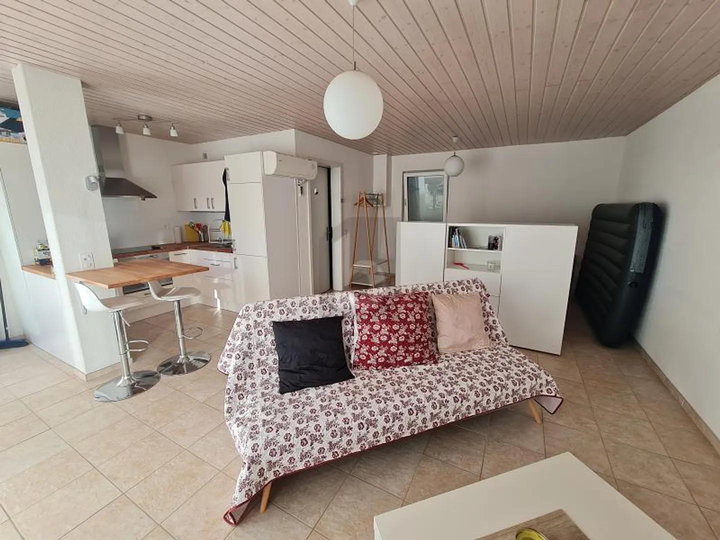 MAISON MODERNE AVEC JARDIN ET VUE FANTASTIQUE - Photo 4 sur 6