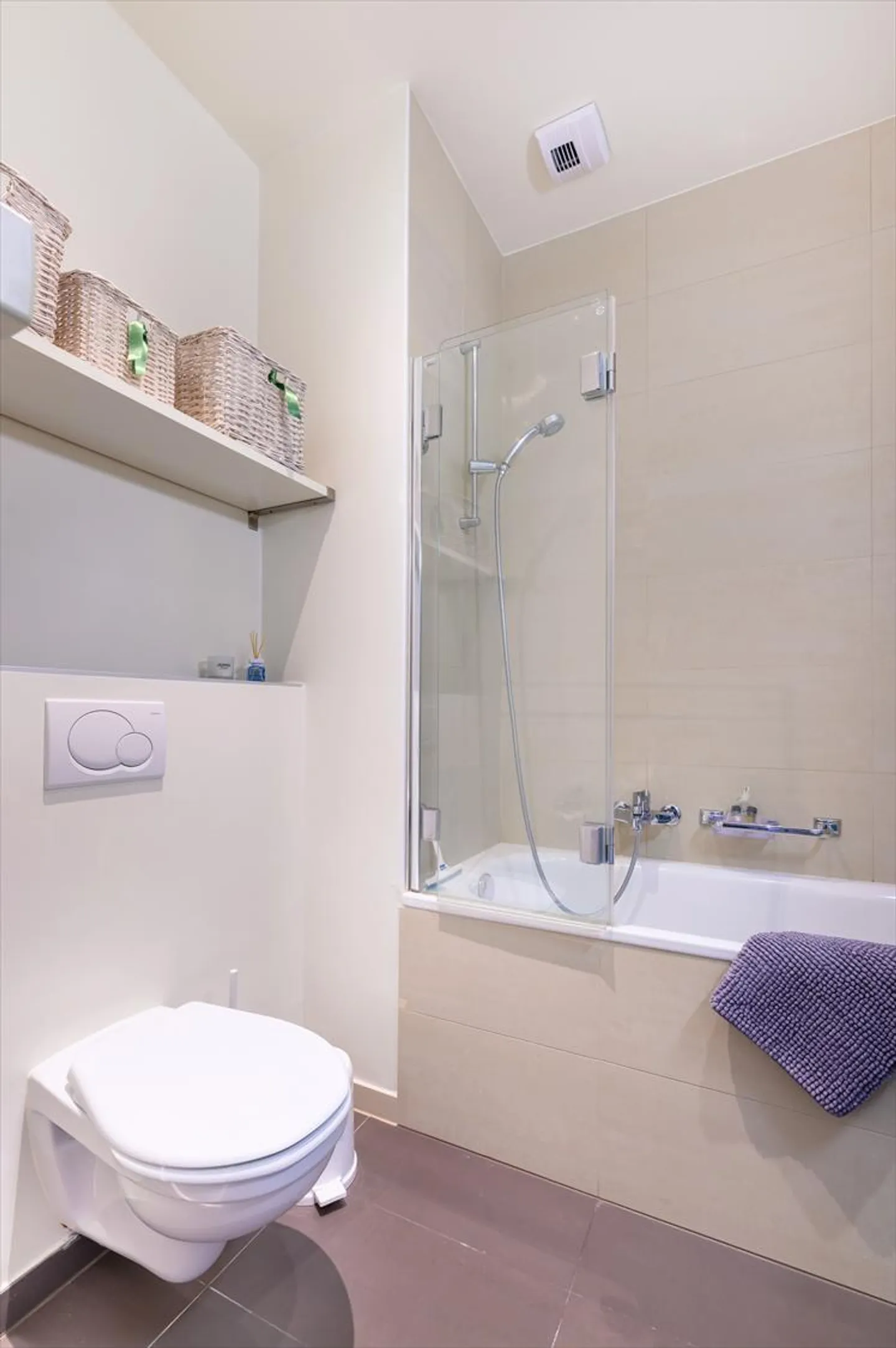 Furnished 2-room apartment - Photo 3 of 4