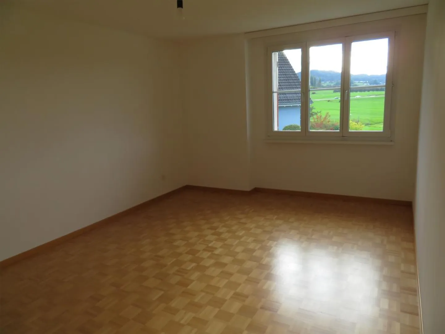 Beautiful 4.5 Room Apartment - Photo 5 of 8