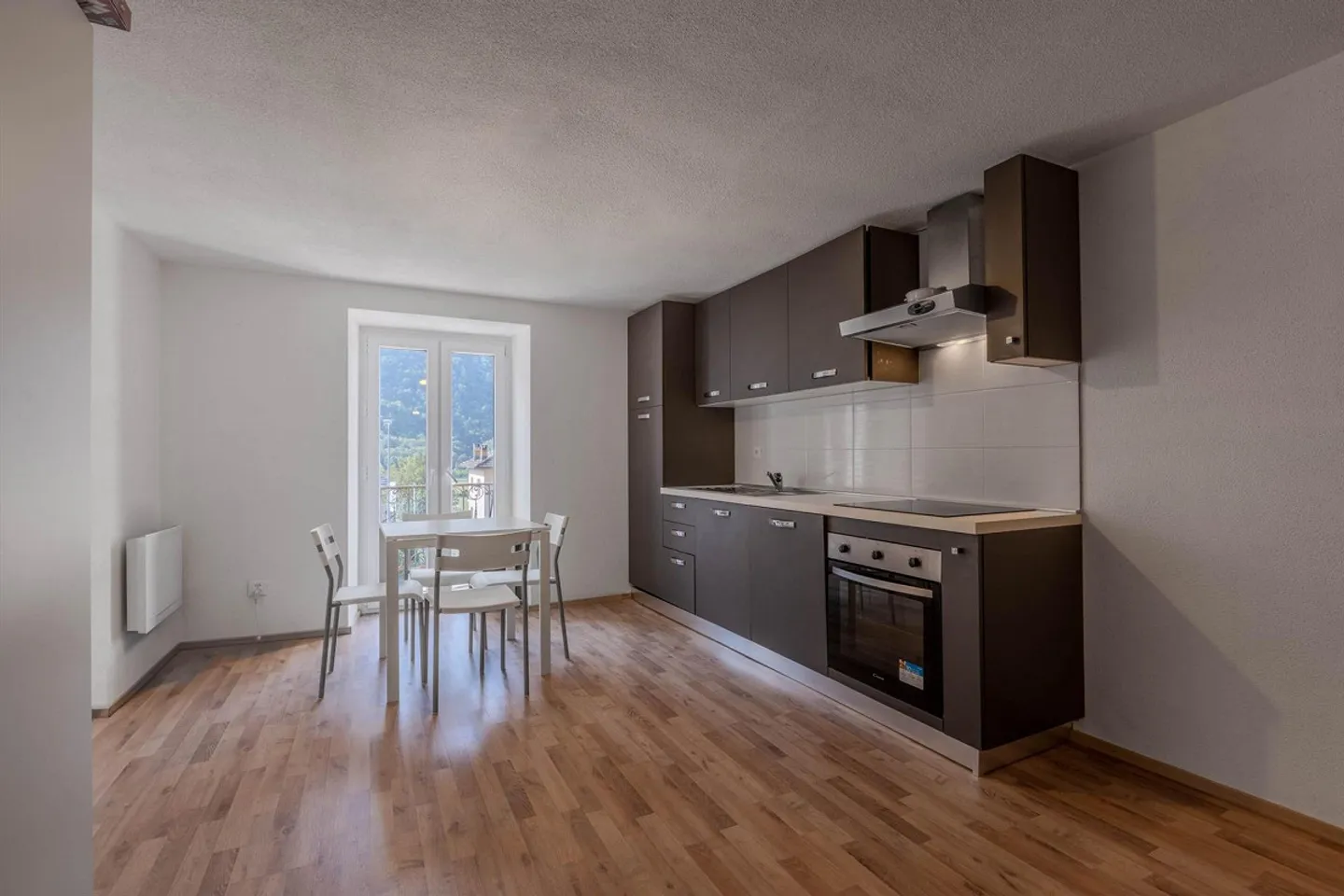 RENTAL 5% - RENEWED STABLE WITH 3 APARTMENTS IN LUMINO - Photo 1 of 7