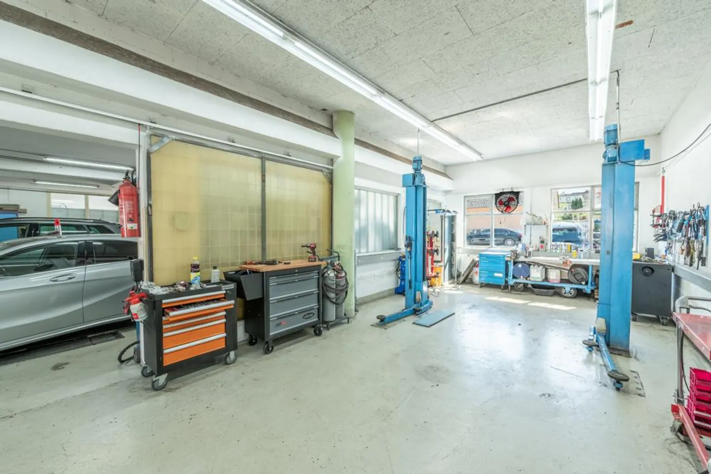 Mehrfamilienhaus mit Werkstatt - Foto 6 von 7