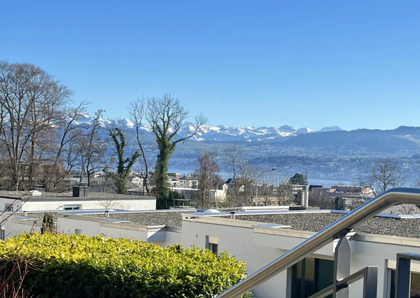 Terrassenwohnung mit herrlichem Blick - Foto 3 von 12