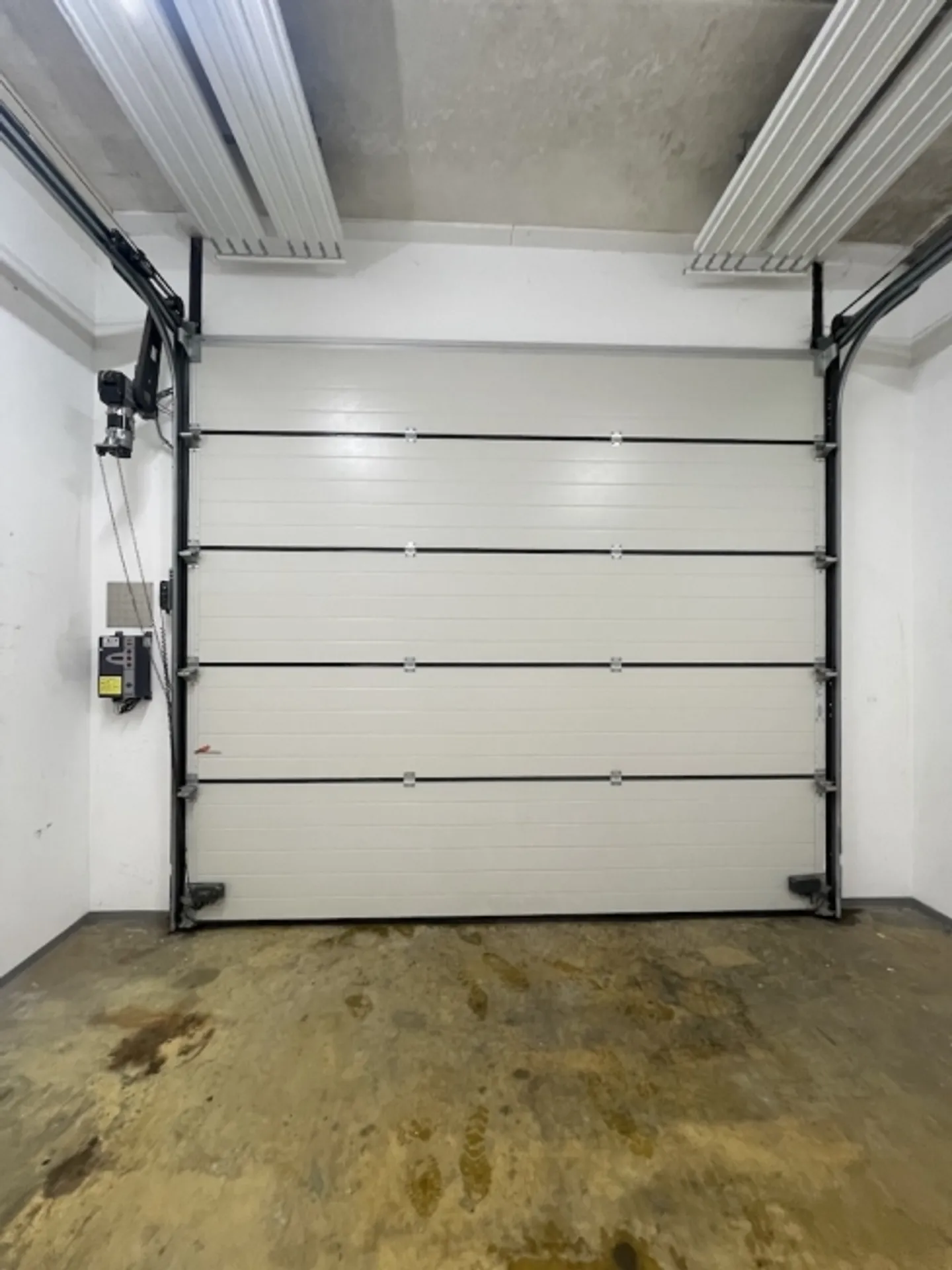 Laboratorio di 35 m2 negli Ateliers de la Côte - Foto 2 di 3