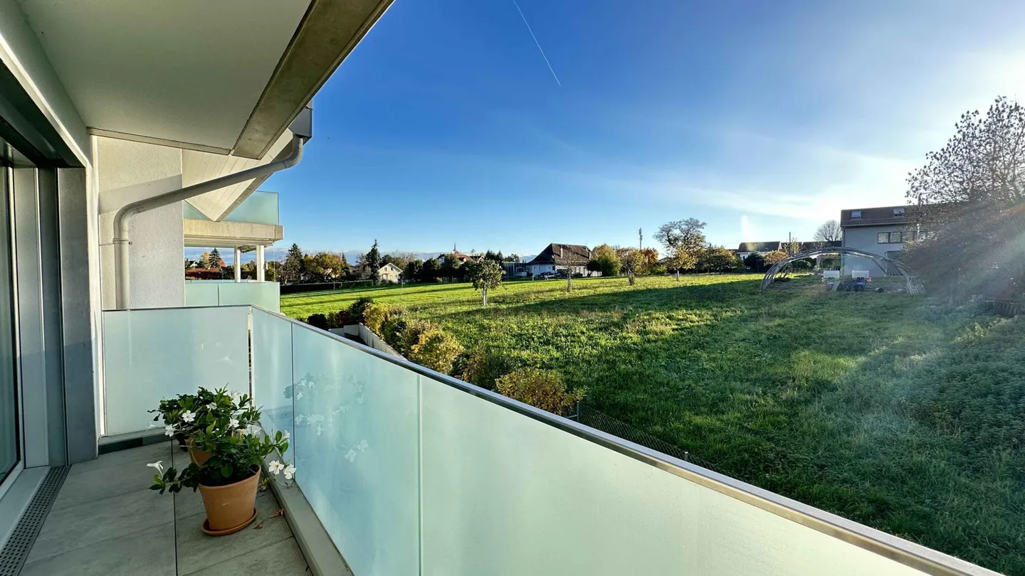 Elegant Apartment for Rent in Commugny - Photo 8 of 8