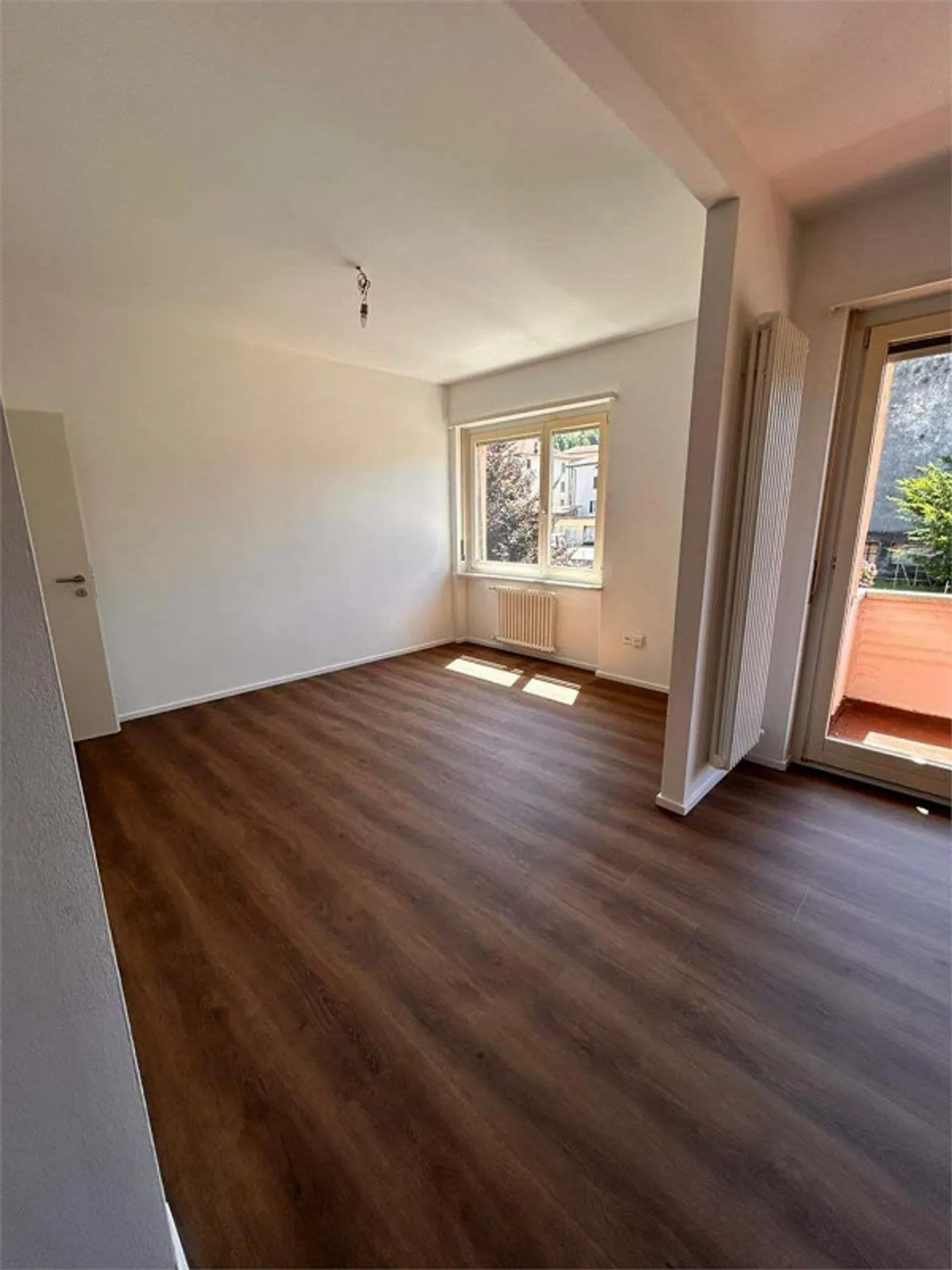 Appartement lumineux dans un excellent emplacement - Photo 8 sur 13