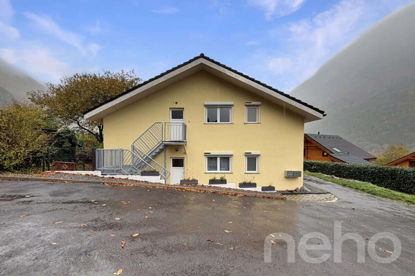 Spacieux appartement lumineux avec 2 places de parc à Collonges - Photo 1 sur 12