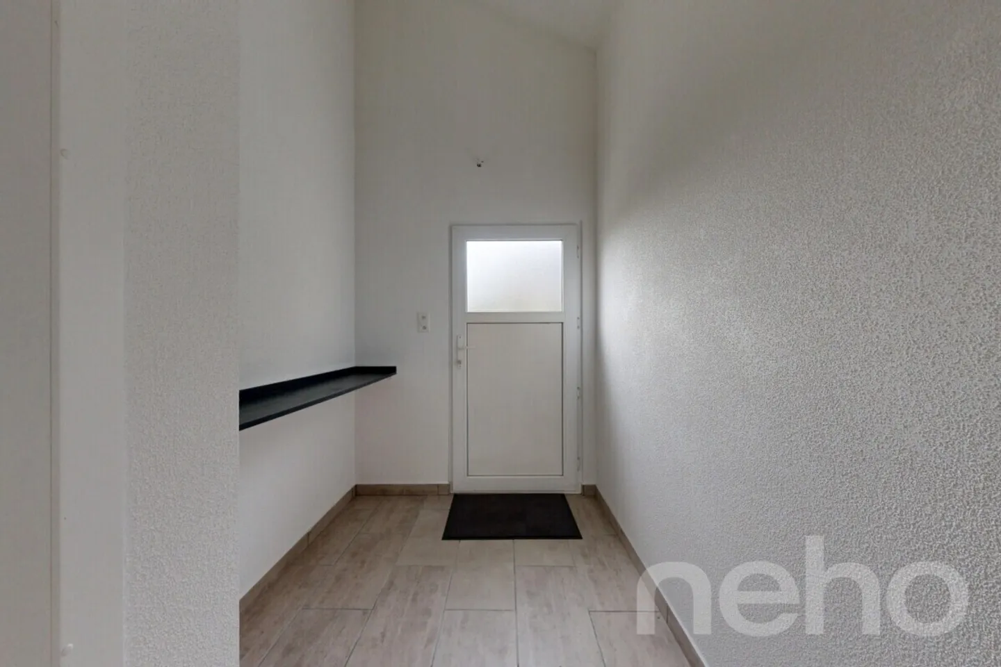 Spacieux appartement lumineux avec 2 places de parc à Collonges - Photo 12 sur 12