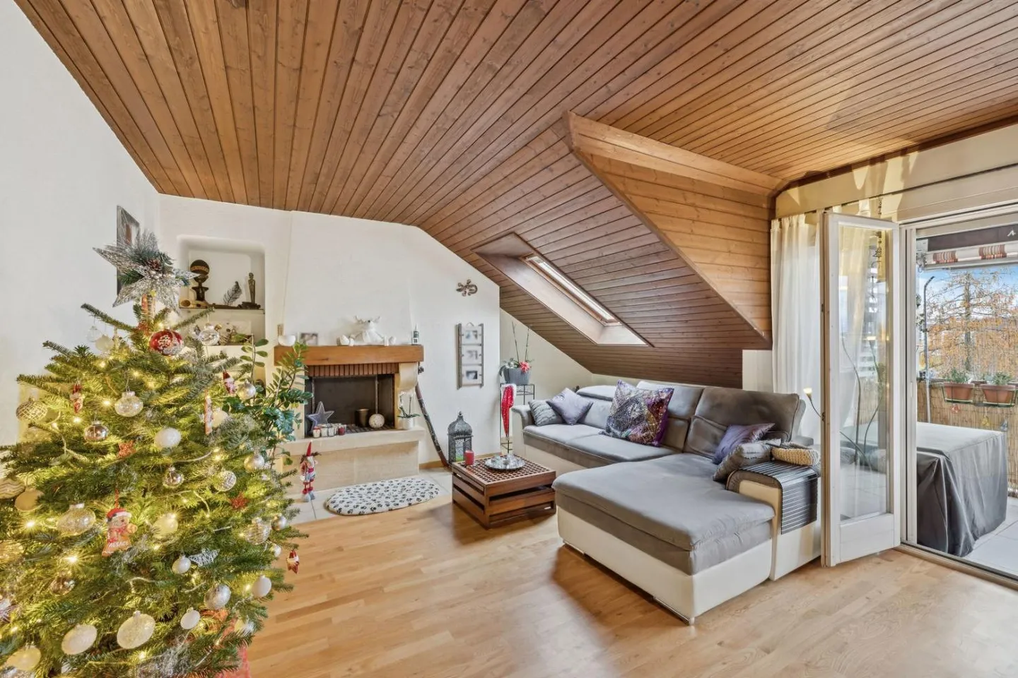 Attic in Échallens - 4.5 rooms, 122 m² - Photo 1 of 8