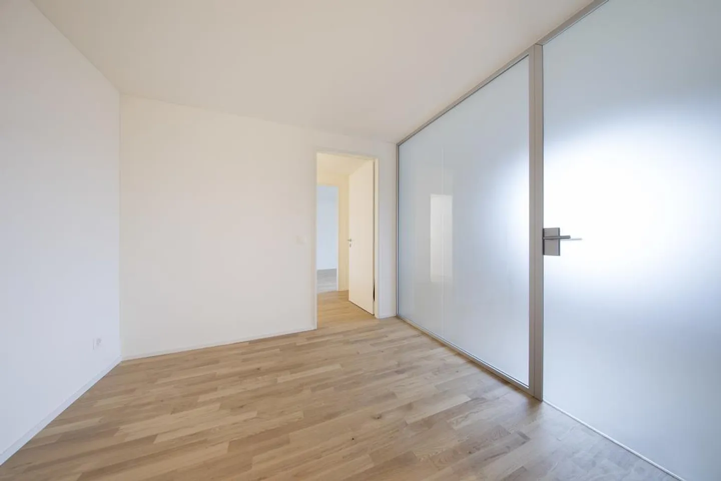 Promotion d'été ! Appartement lumineux de 4,5 pièces au cœur d'Olten - Photo 8 sur 11