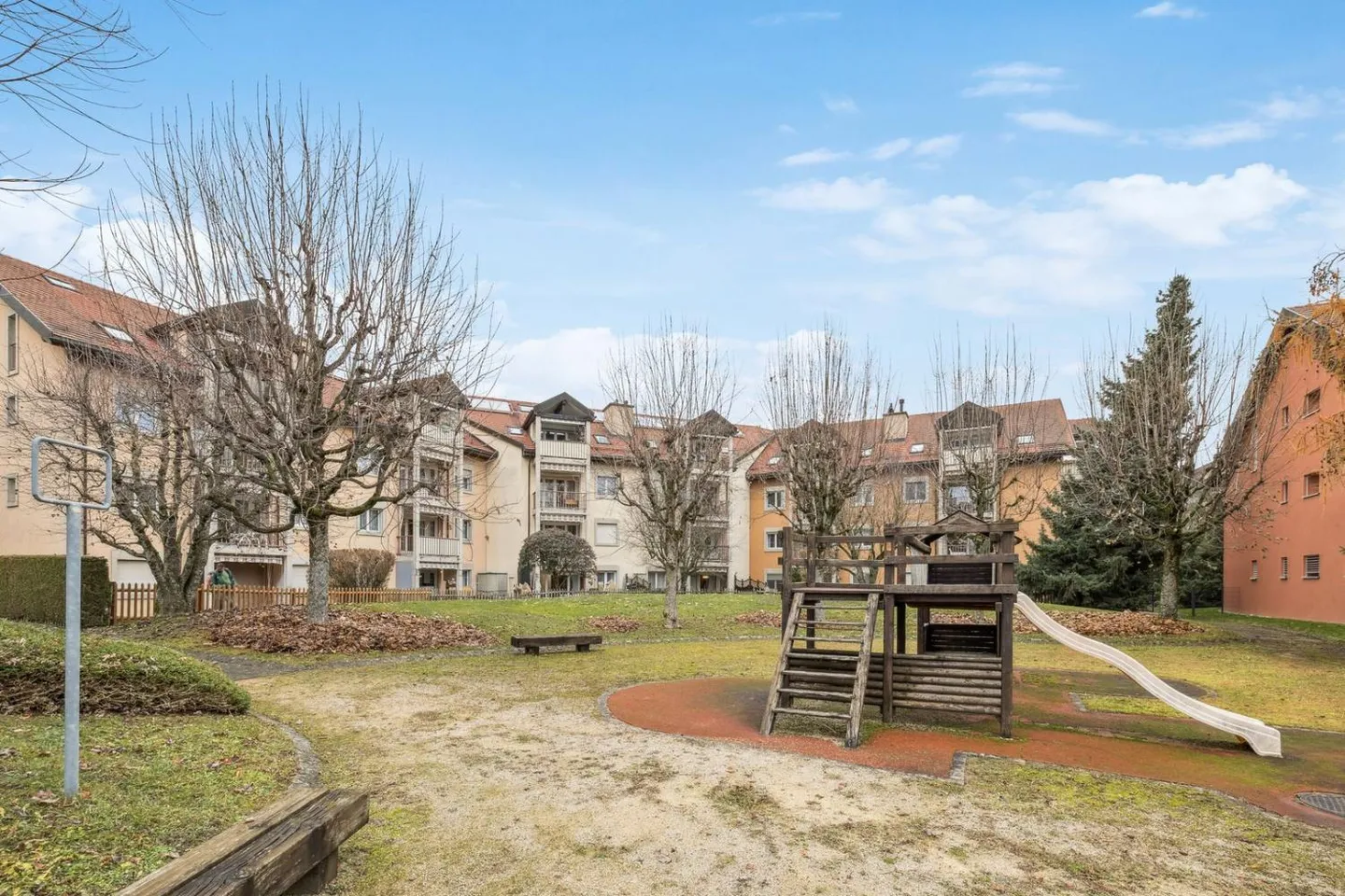 Attic in Échallens - 4.5 rooms, 122 m² - Photo 8 of 8