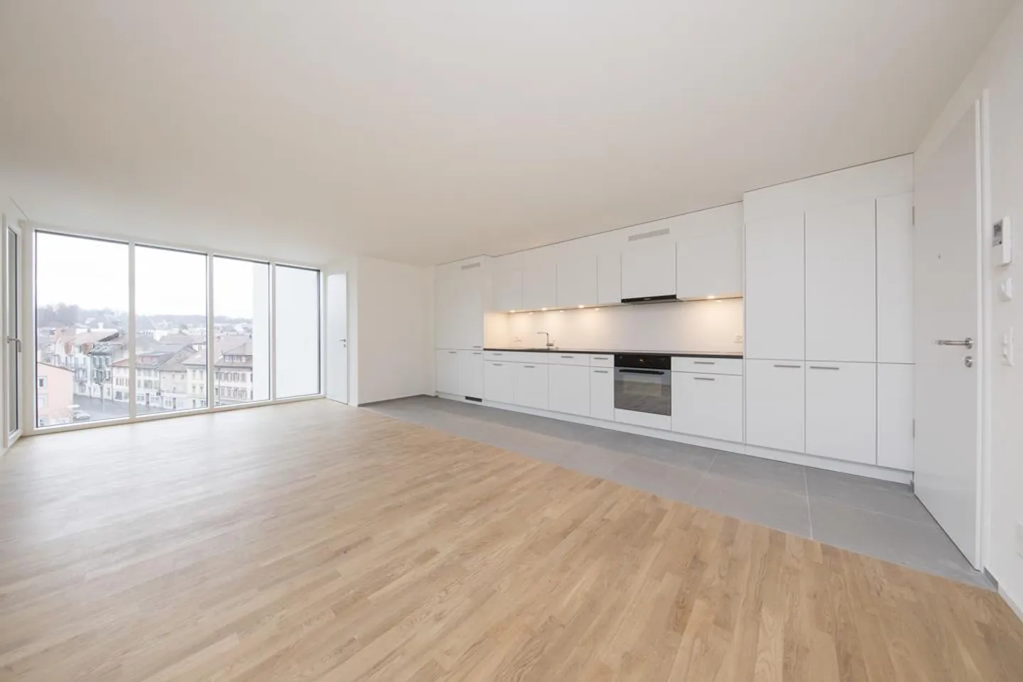 Promotion d'été ! Appartement lumineux de 4,5 pièces au cœur d'Olten - Photo 3 sur 11