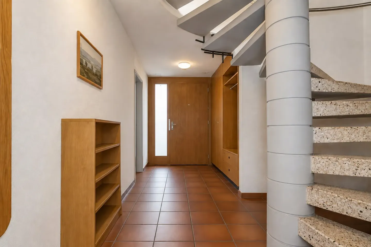 Una casa con carattere, giardino e spazio per le tue idee - a Wilen vicino a Wollerau - Foto 4 di 23