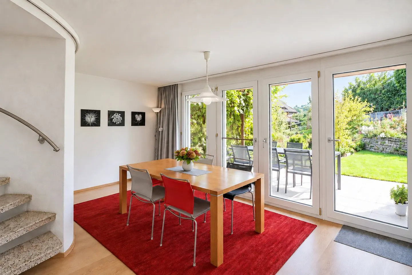 Una casa con carattere, giardino e spazio per le tue idee - a Wilen vicino a Wollerau - Foto 9 di 23