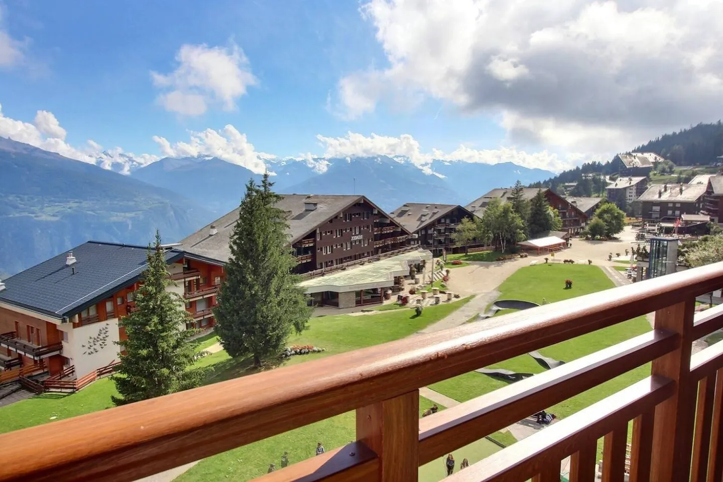 AV 15/Lion - 406 Appartement à louer hebdomadairement - Photo 11 sur 14