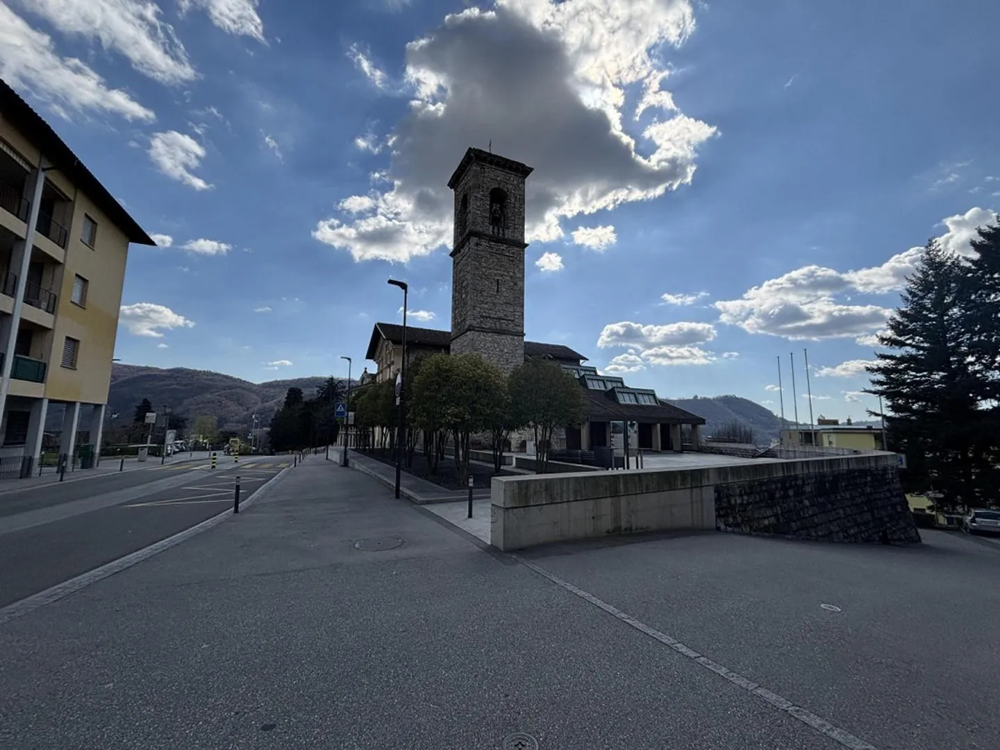 Sunny 3.5-Room Apartment - Photo 14 of 15