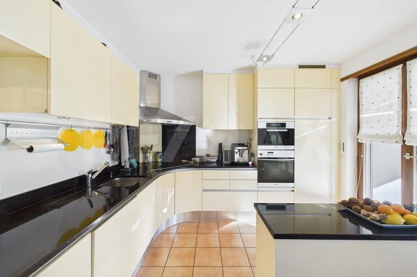 Villa with 7 rooms and lake view in exclusive location in Pregassona - Photo 7 of 13