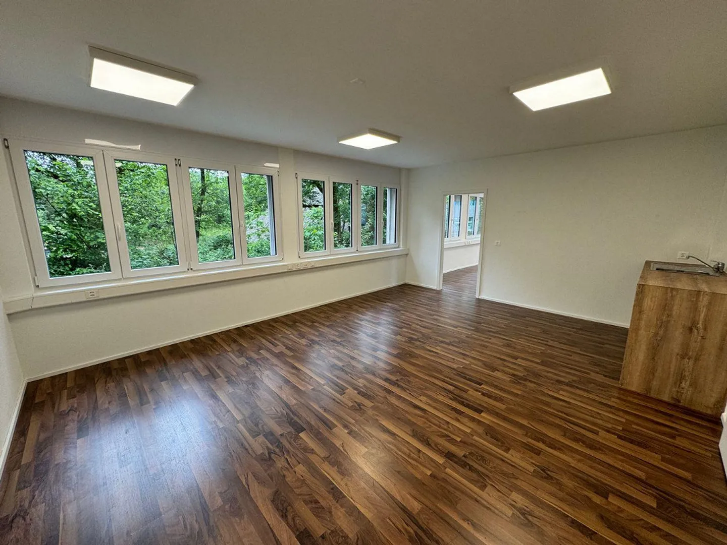 Office/Commercial Space for Rent in Oftringen - Photo 2 of 10