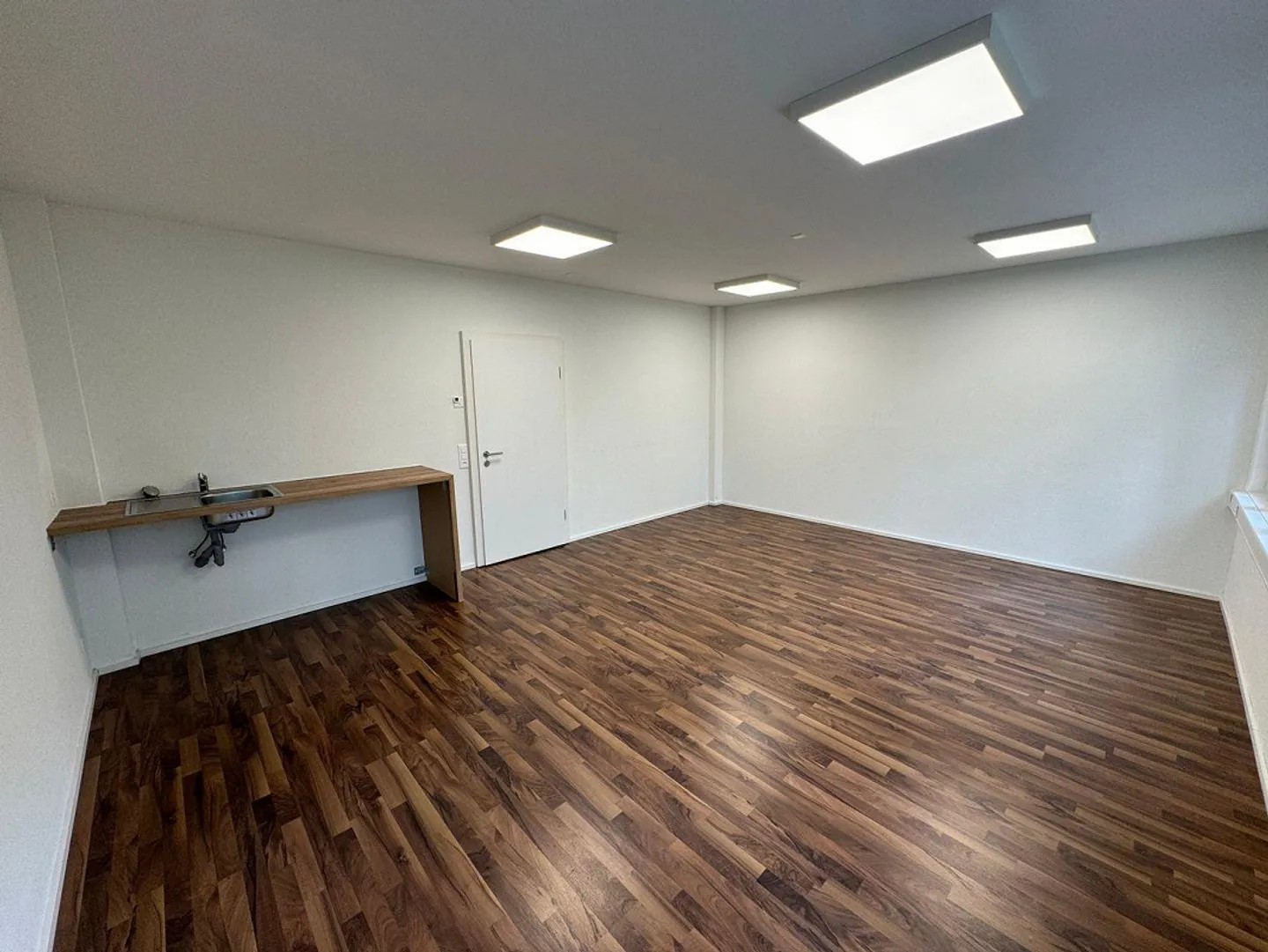 Office/Commercial Space for Rent in Oftringen - Photo 4 of 10