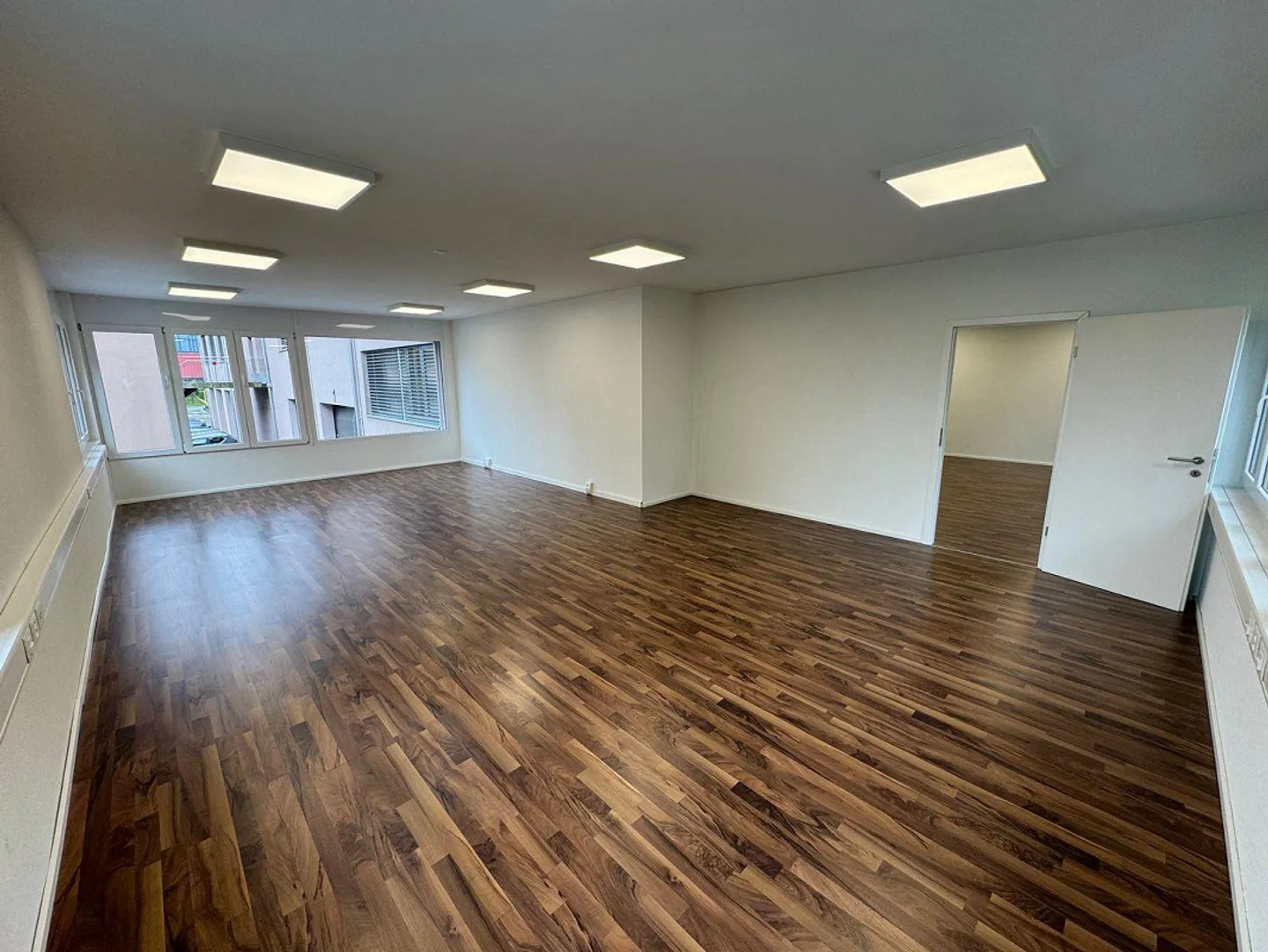 Office/Commercial Space for Rent in Oftringen - Photo 7 of 10