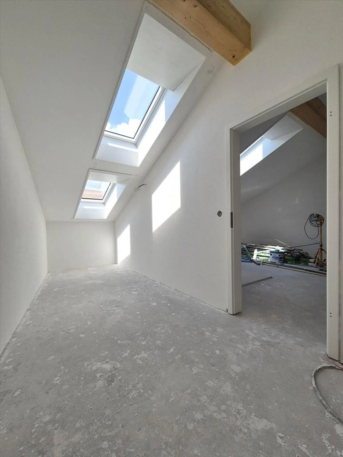 In vendita attico di 4,5 stanze - Foto 6 di 9