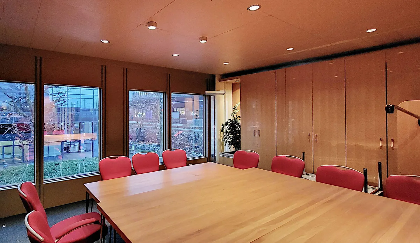 Una posizione migliore a Zug è difficile da trovare! - Foto 2 di 6