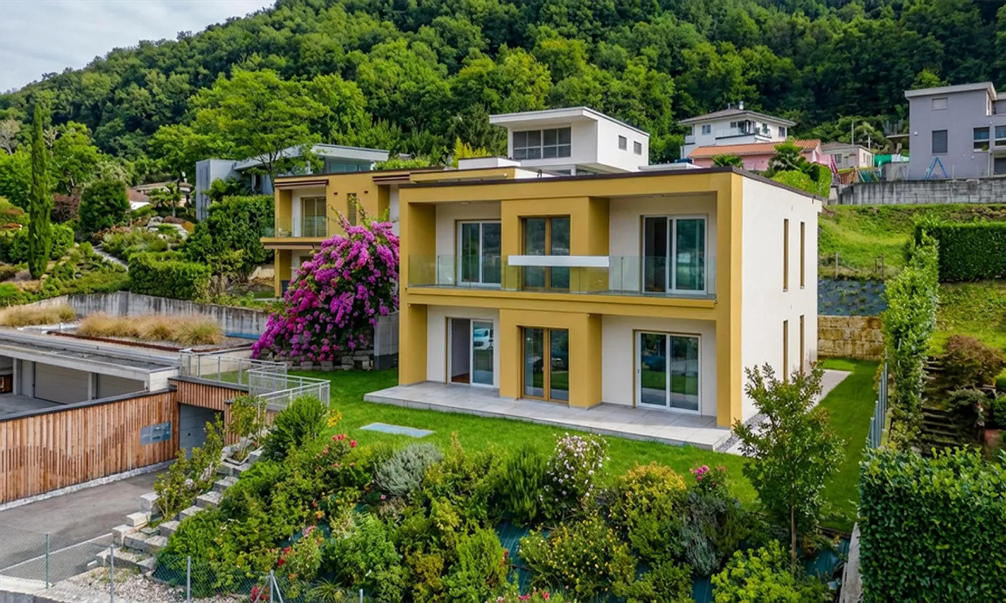 Opportunité R2B - Penthouse 4.5 avec Terrasses et Vue sur le Lac à Brusino - Photo 9 sur 9