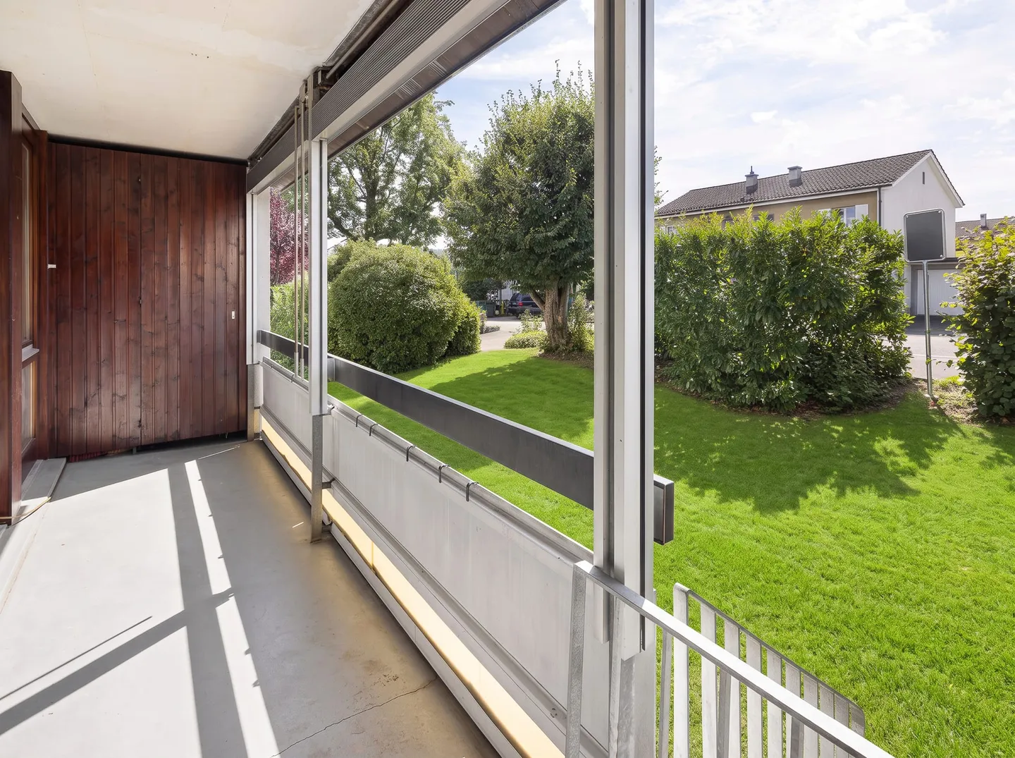 Modern Apartment with Nature Views - Photo 11 of 13