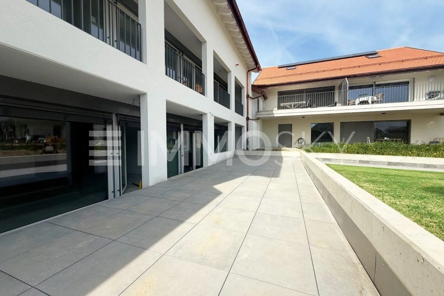 Magnificent 4.5-room new apartment in the heart of Sullens (lot 1) - Photo 2 of 5