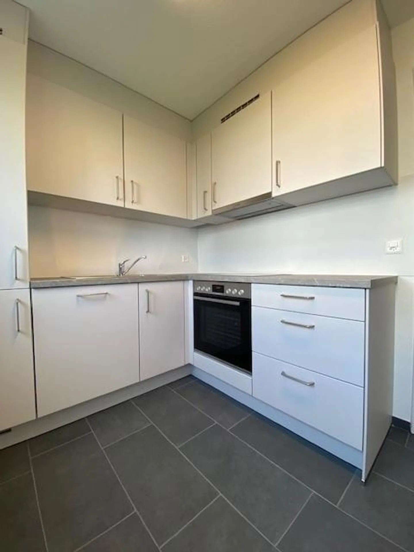 Appartamento familiare di 4,5 stanze con balcone a Wil - Foto 6 di 10