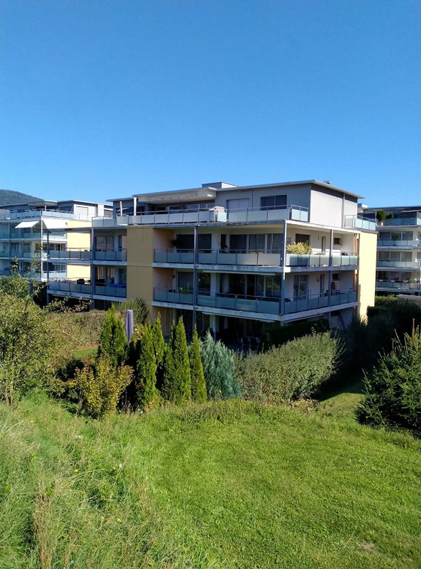 Exklusive Wohnung mit grosser Terrasse - Foto 10 von 12
