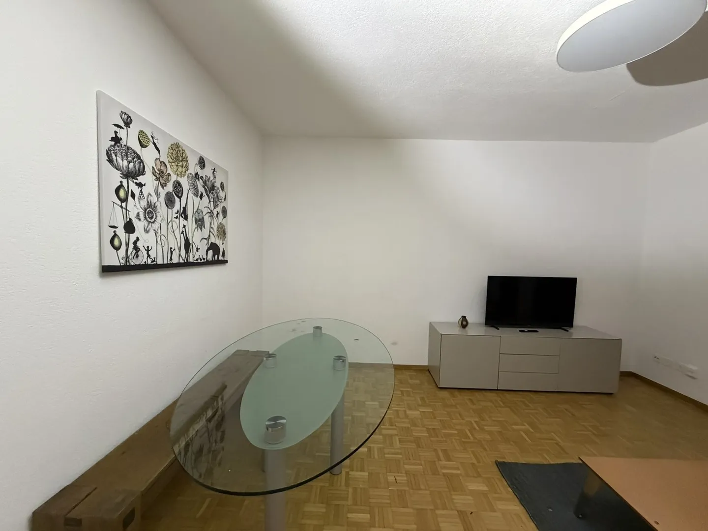 Modernes 3.5-Zimmer-Apartment in Zürich - Foto 2 von 13