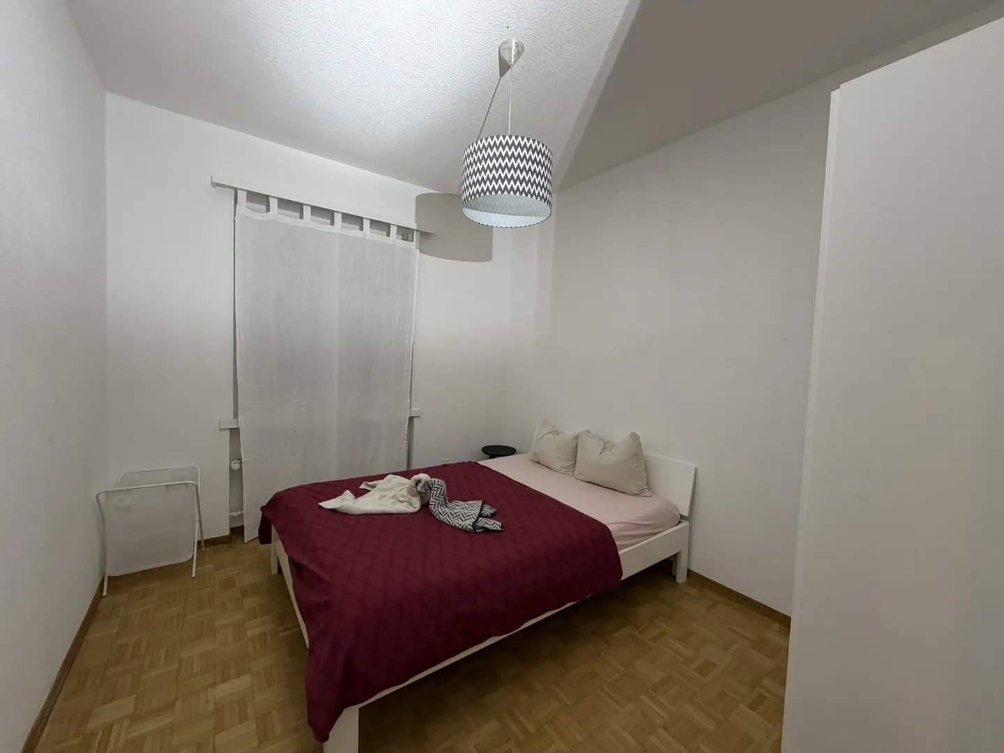 Modernes 3.5-Zimmer-Apartment in Zürich - Foto 4 von 13