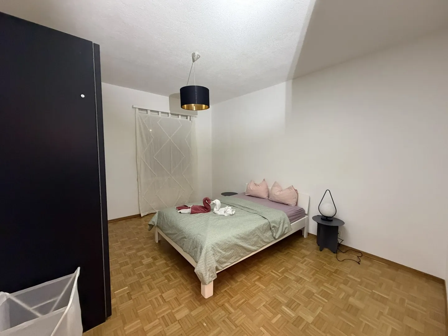 Modernes 3.5-Zimmer-Apartment in Zürich - Foto 8 von 13