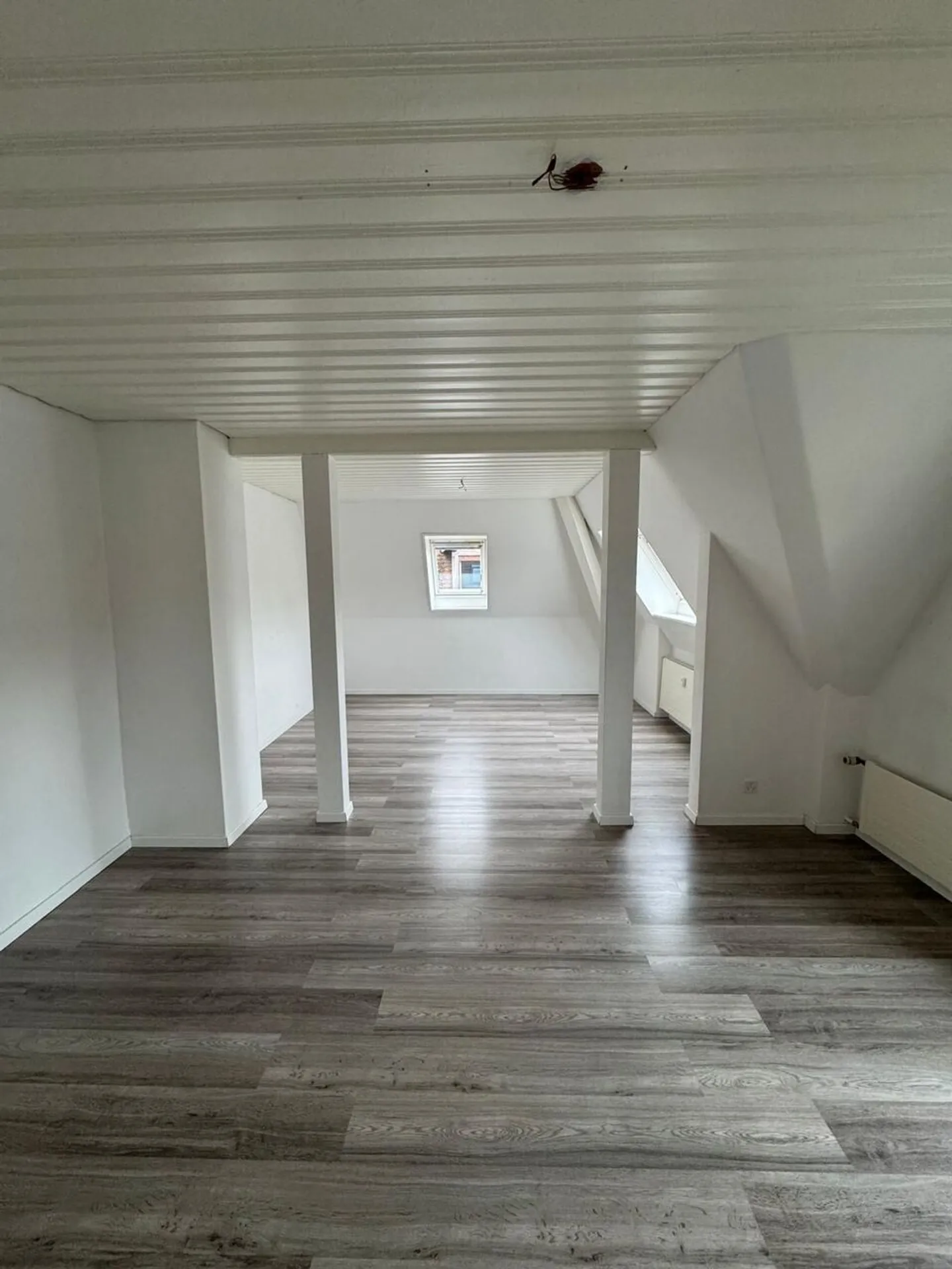 Charming Attic Apartment - Photo 3 of 5