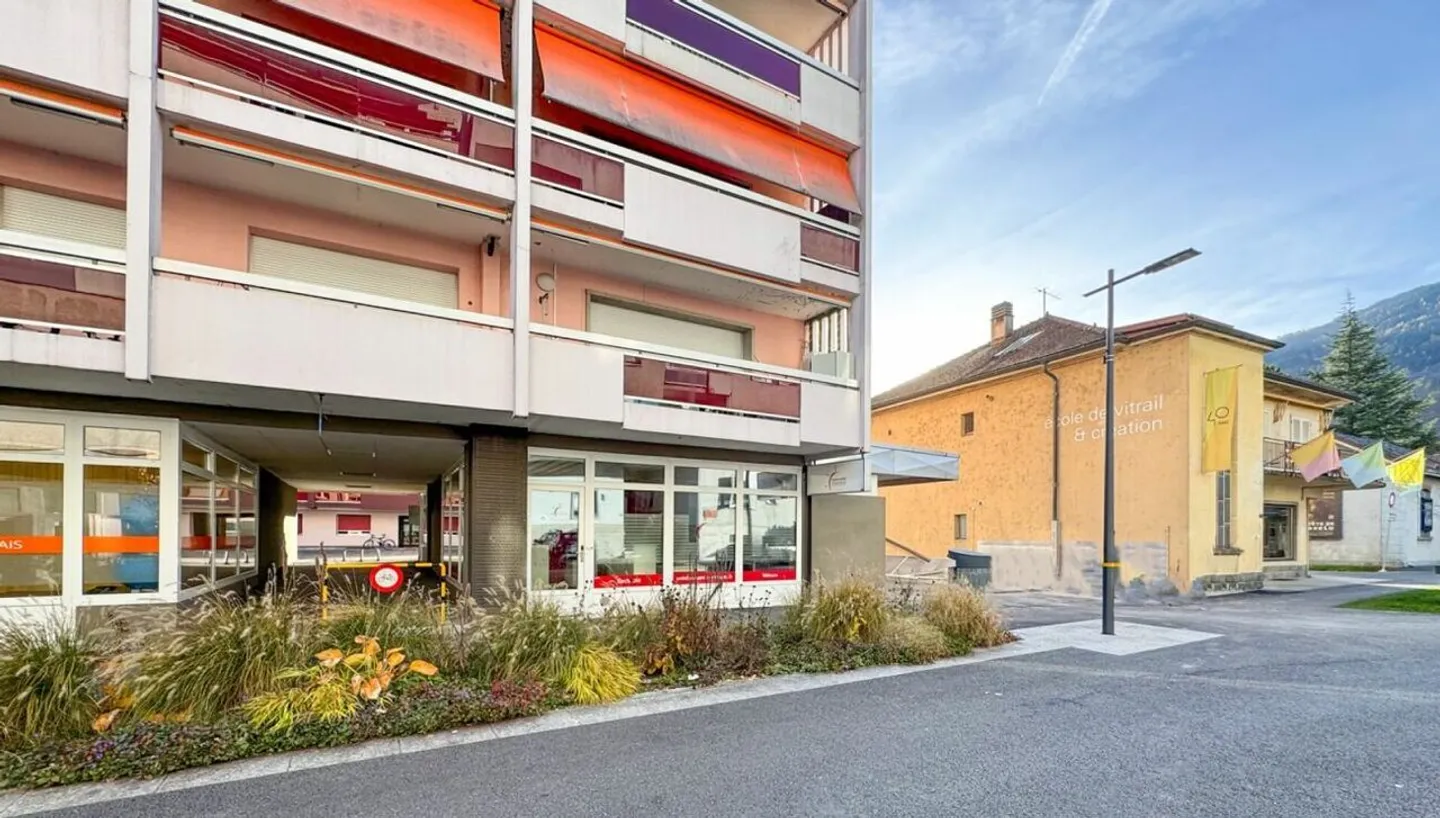 Immeuble mixte à vendre - Photo 1 sur 12