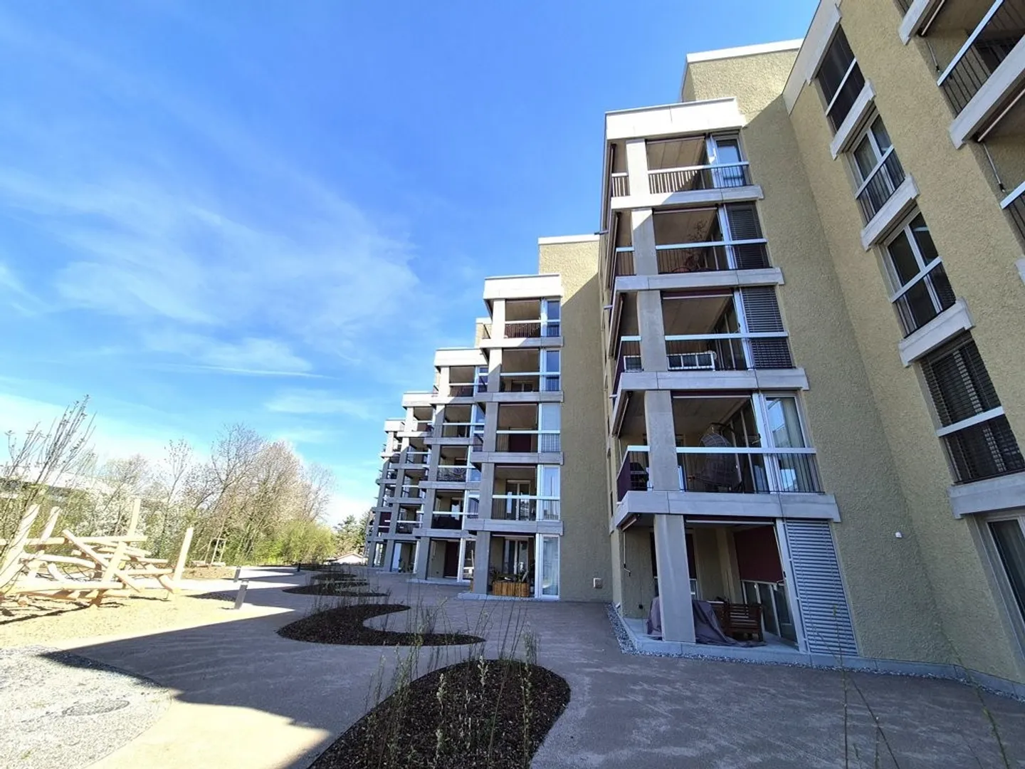 Charmante Neubauwohnung mit Sitzplatz - Foto 2 von 5