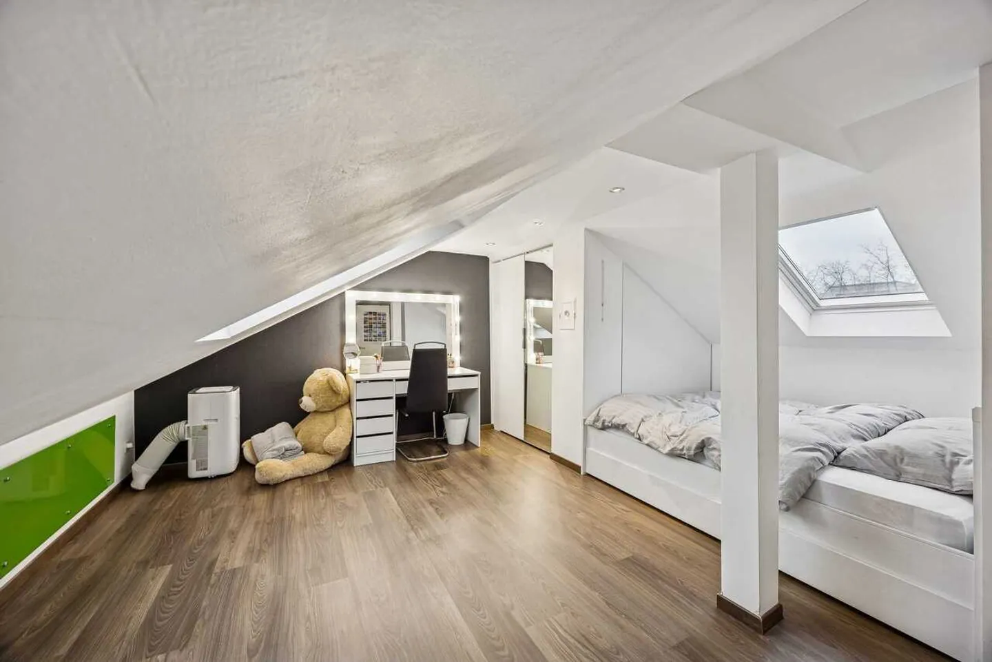 Renovated Townhouse in Neuenhof - Photo 11 of 13