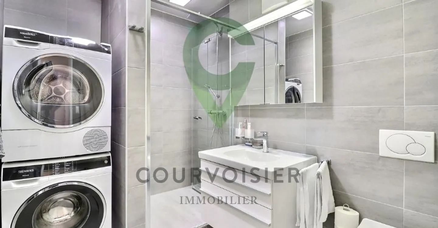 Prestigious 4.5-room apartment with exclusive panorama of the lake and mountains - Photo 12 of 13