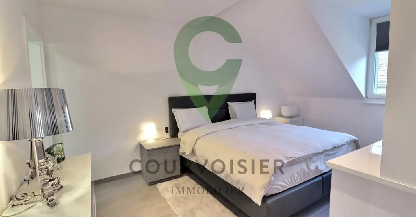 Prestigious 4.5-room apartment with exclusive panorama of the lake and mountains - Photo 9 of 13