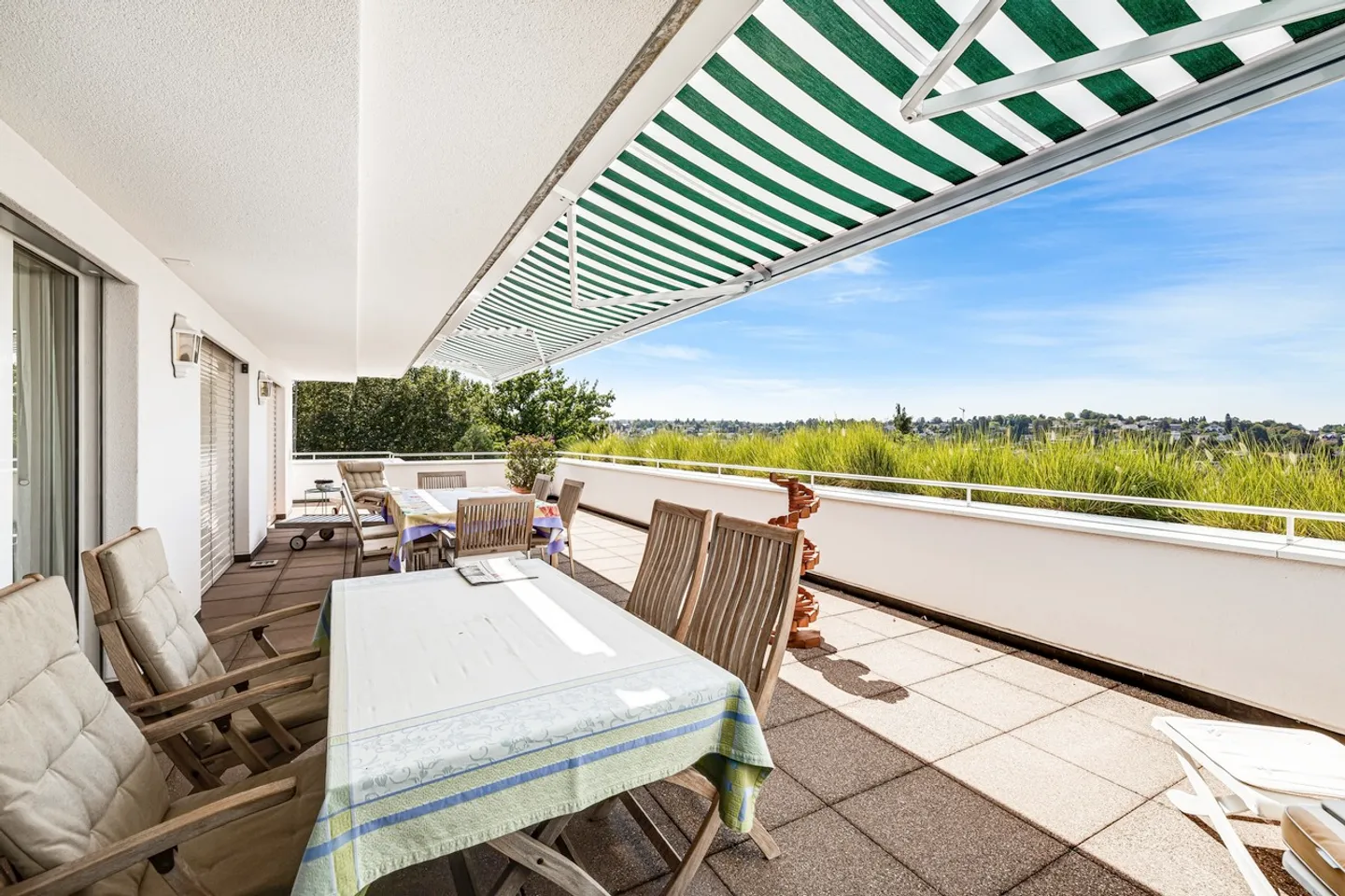 Exklusive Terrassenwohnung mit Aussicht - Foto 9 von 18