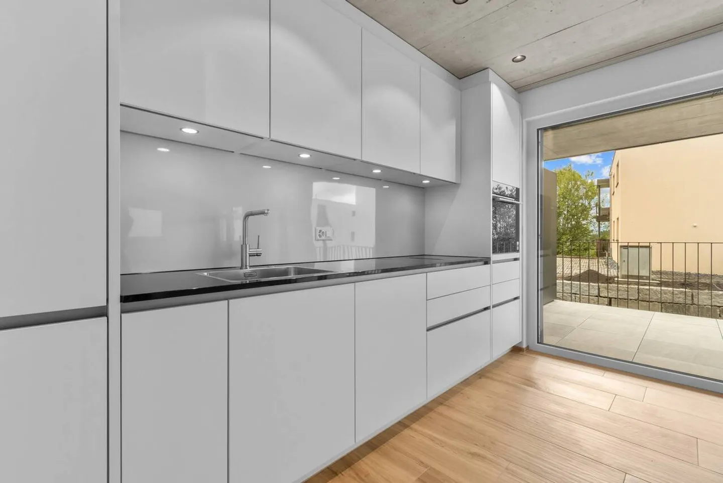 Appartamento in affitto - Foto 4 di 13