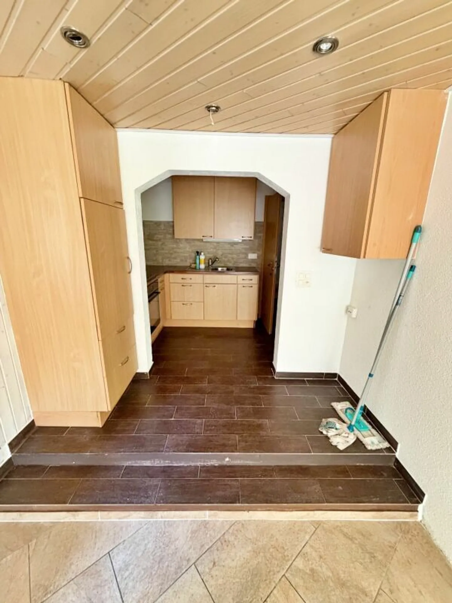 Building_Ste.Croix - Photo 15 of 31