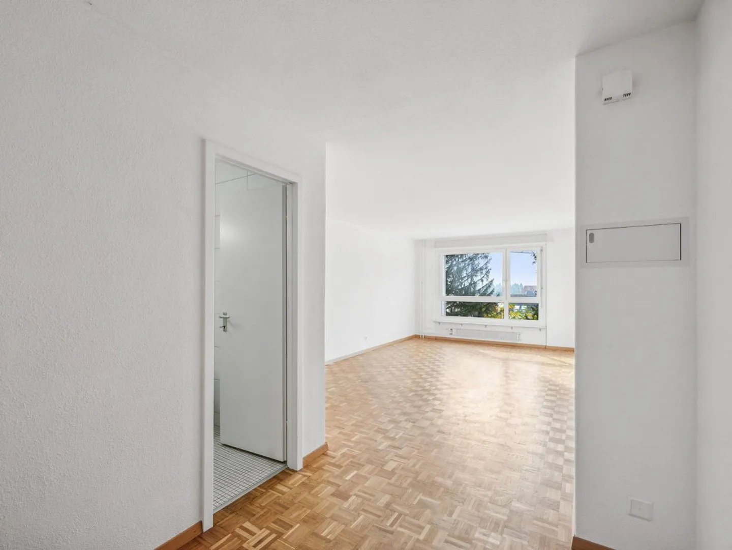 Beautiful and spacious 1.5 room apartment from 1.4.2026 - Photo 2 of 7