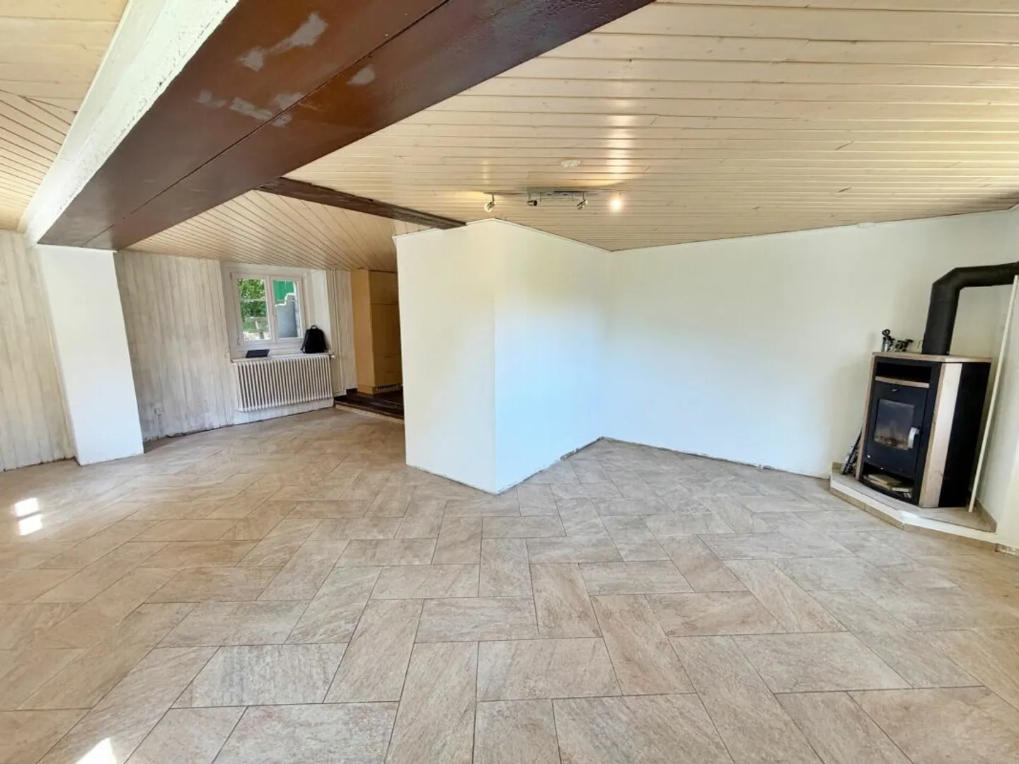 Building_Ste.Croix - Photo 17 of 31