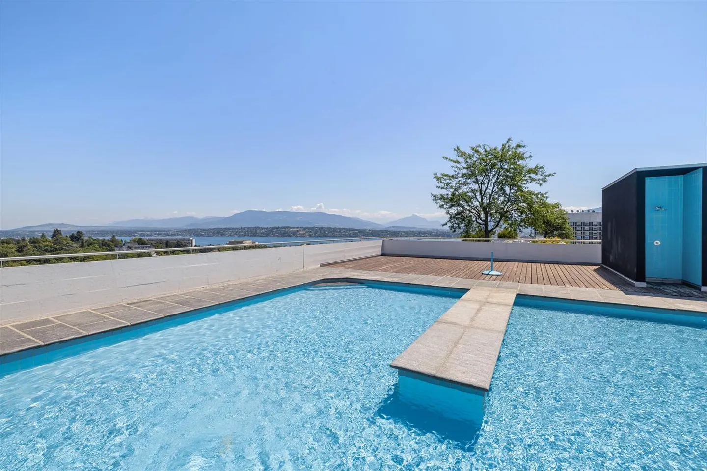 Vista mozzafiato sul lago? Elegante appartamento di 5 stanze a Petit-Saconnex, Ginevra - Foto 7 di 10