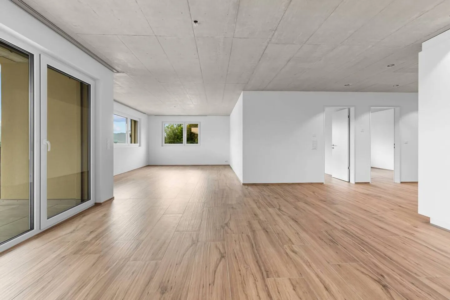 Erstvermietung: Grosse Flächen, wohnen mit viel Raum - Photo 9 of 15