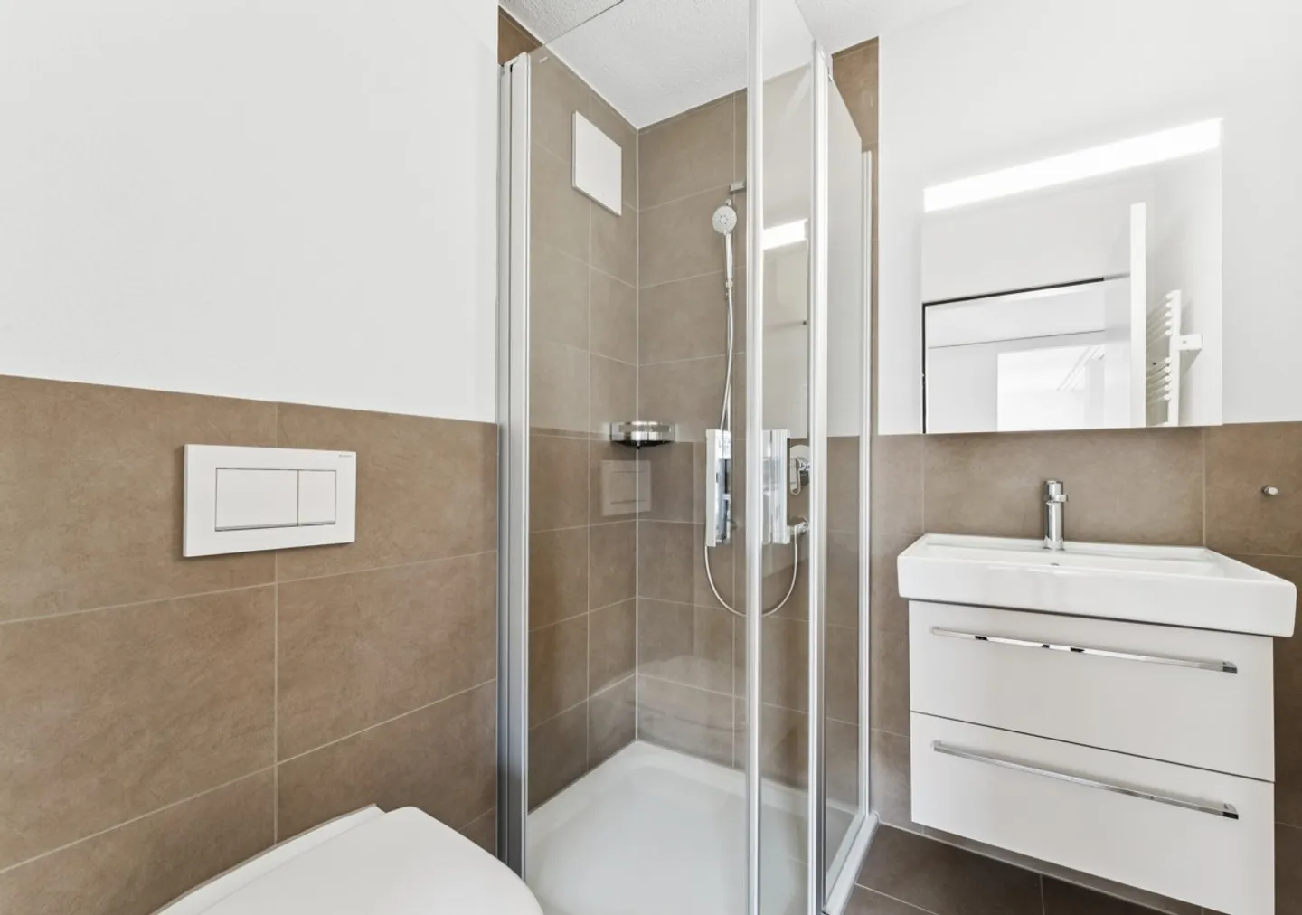 2 Room Apartment - Urban Living and Quality of Life Combined - Photo 3 of 7