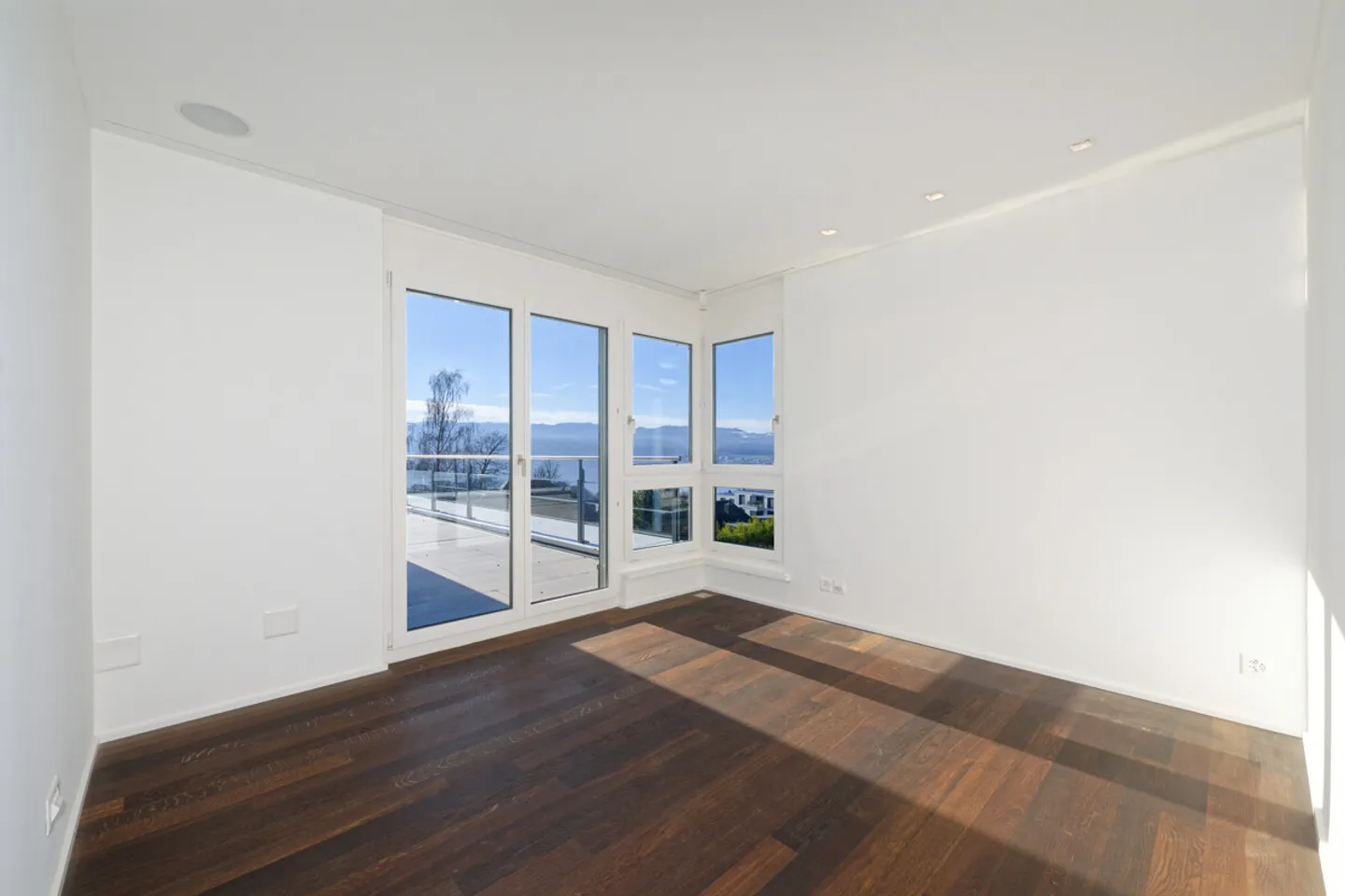 Herrliberg: Appartamento attico con vista lago e grande terrazza - Foto 2 di 5