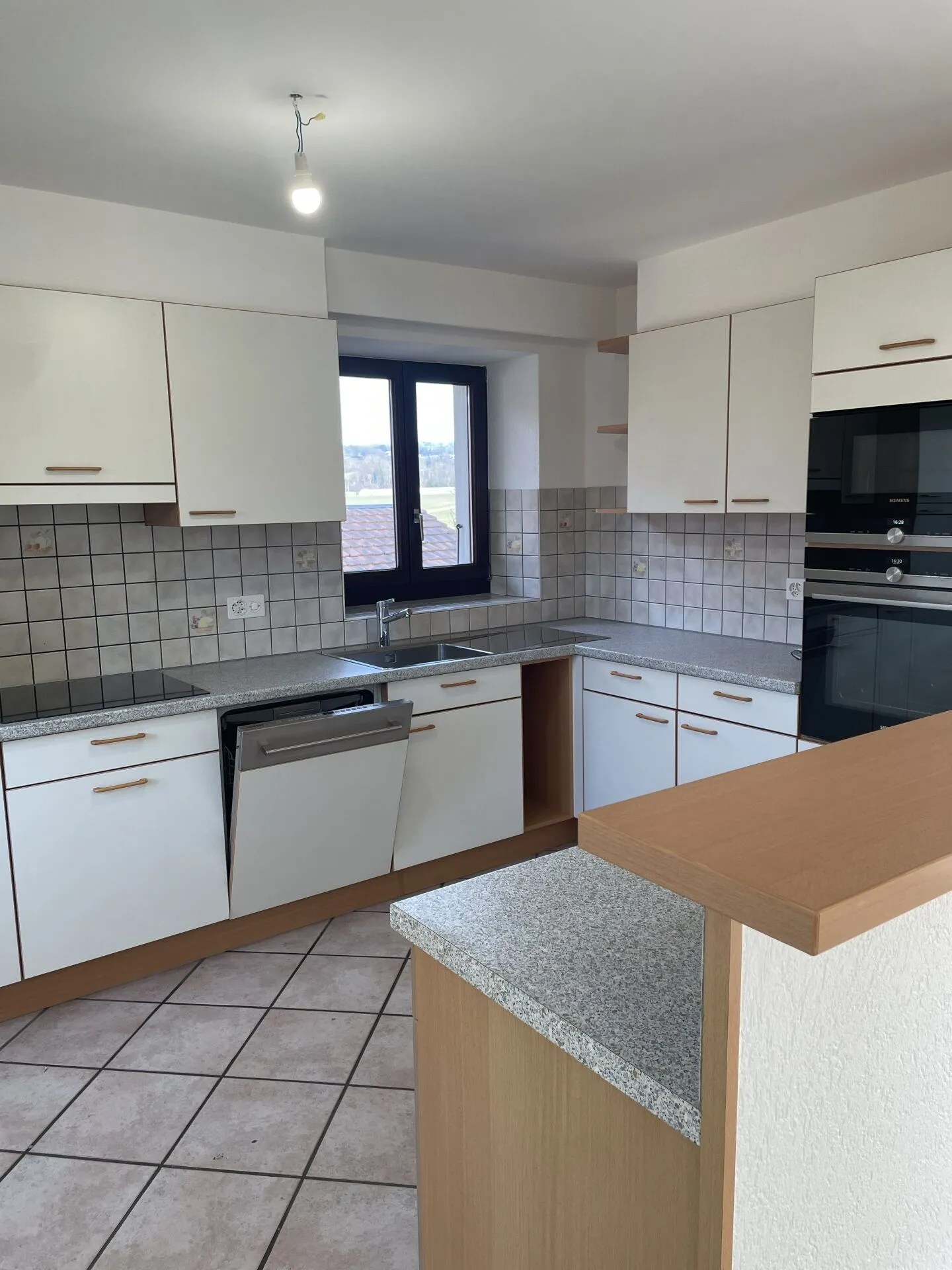 4,5-Zimmer-Wohnung - Foto 3 von 11