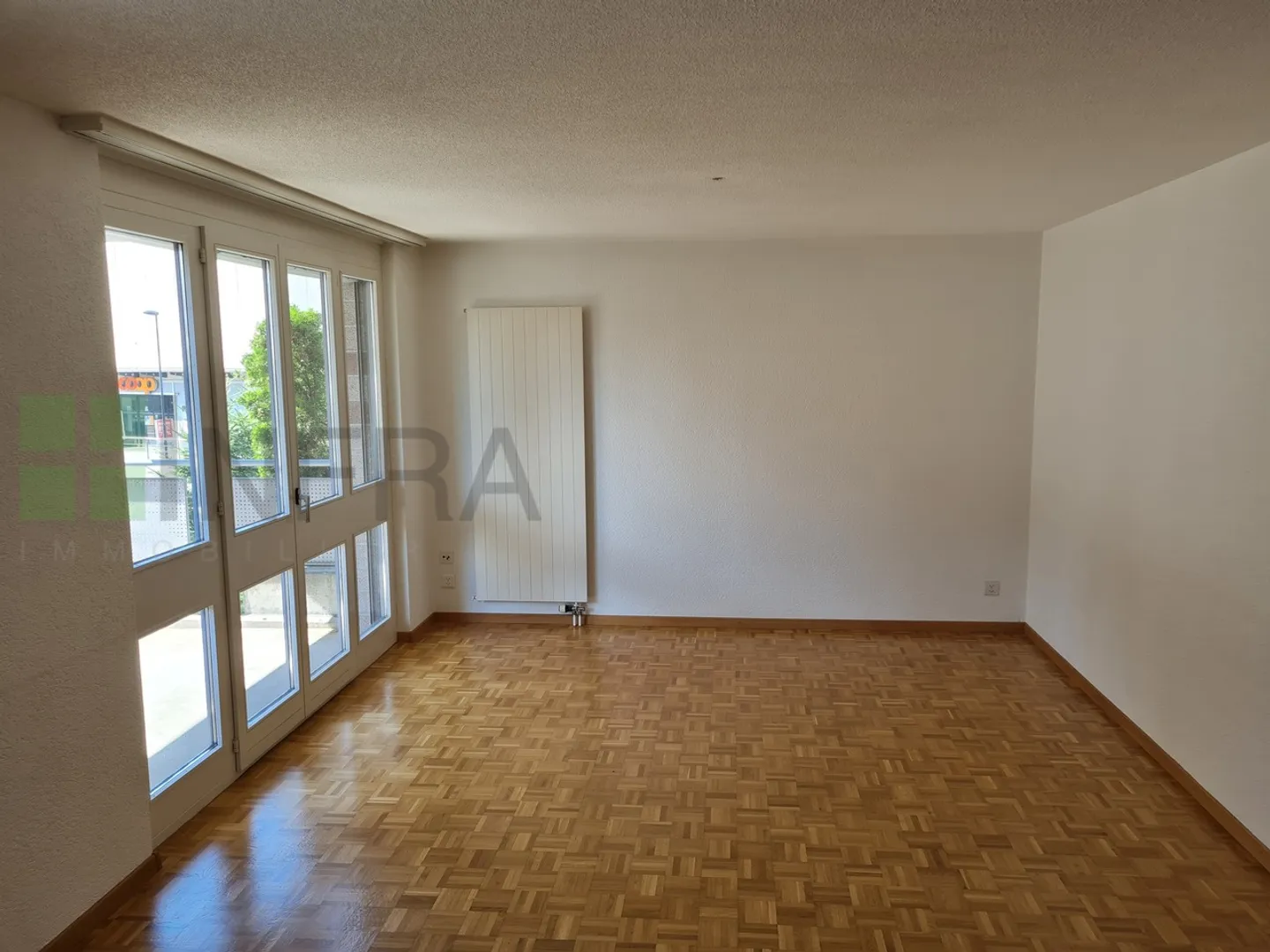 Über 101 m2 große Wohnung im 5. Stock mit Aufzug - Foto 8 von 11